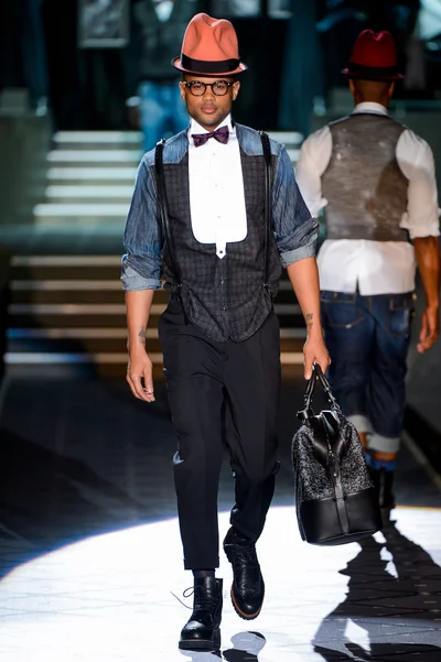 Look 25